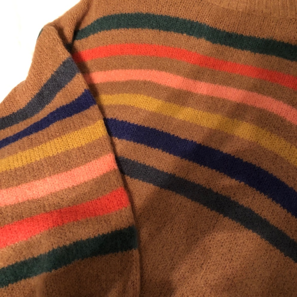Cute tan striped sweater!! - Picture 3 of 3